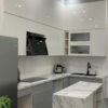 Thi công tủ bếp nhựa ACrylic bóng gương, chống nước tốt, thẩm mỹ đẹp