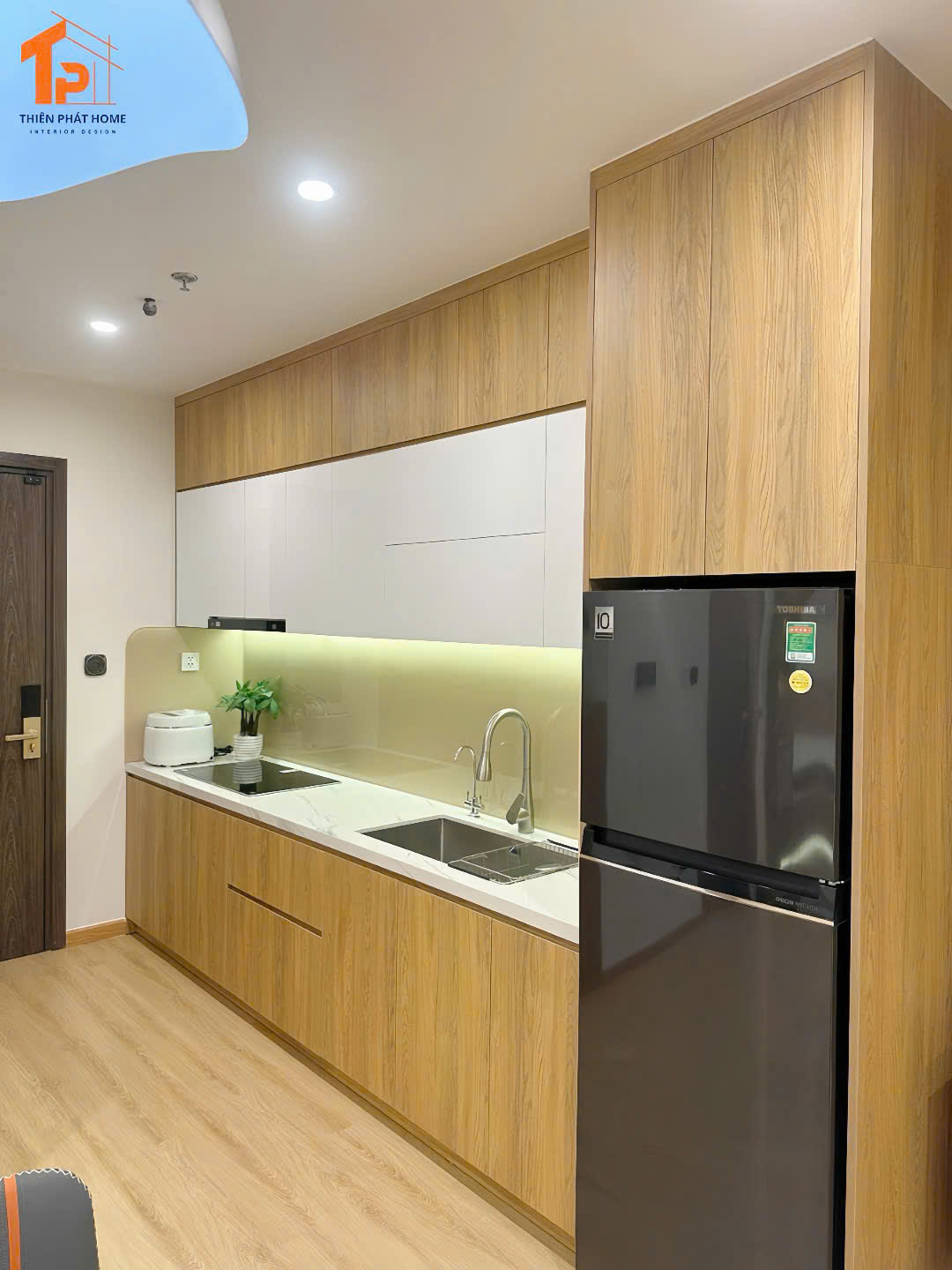Thi công tủ bếp nhựa chữ I cho căn hộ Vinhomes Grand Park phân khu BS16